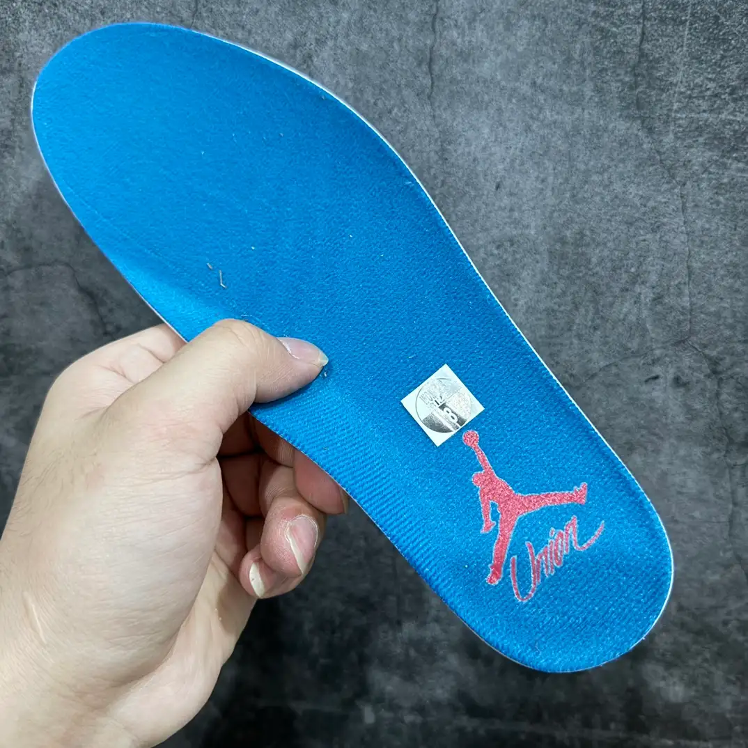Air Jordan - Image 4