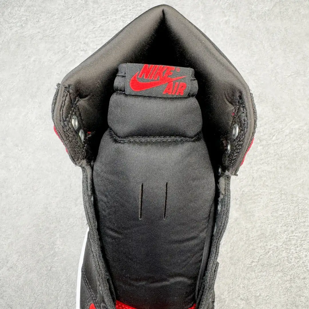Air Jordan - Image 2