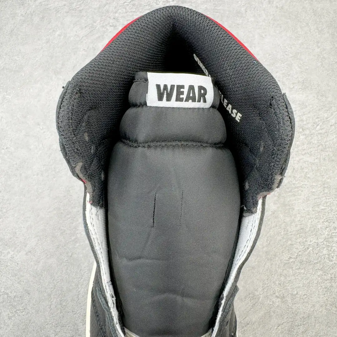 Air Jordan - Image 2