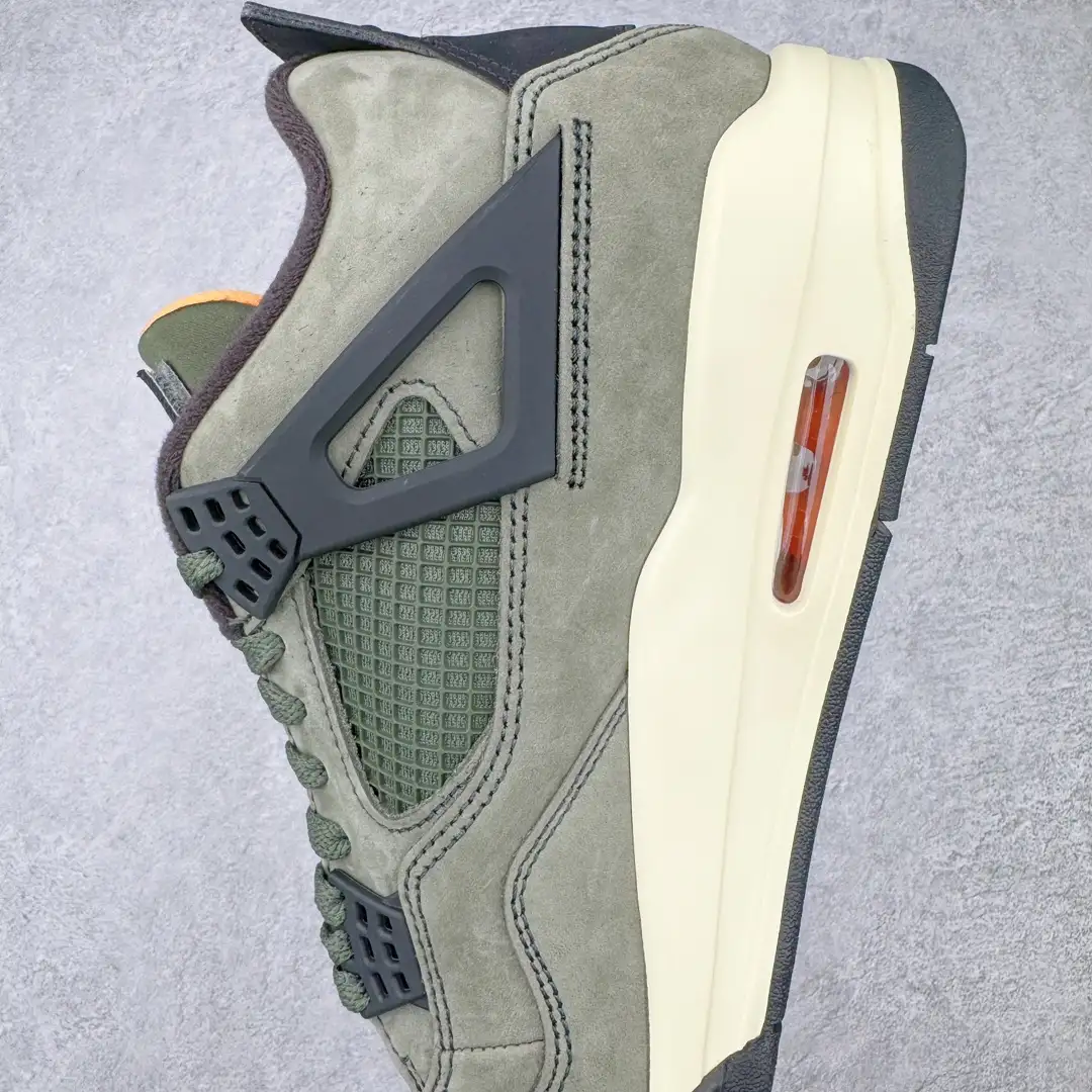 Air Jordan 4 - Image 4