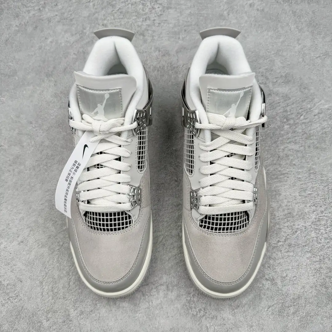 Air Jordan 4 - Image 5