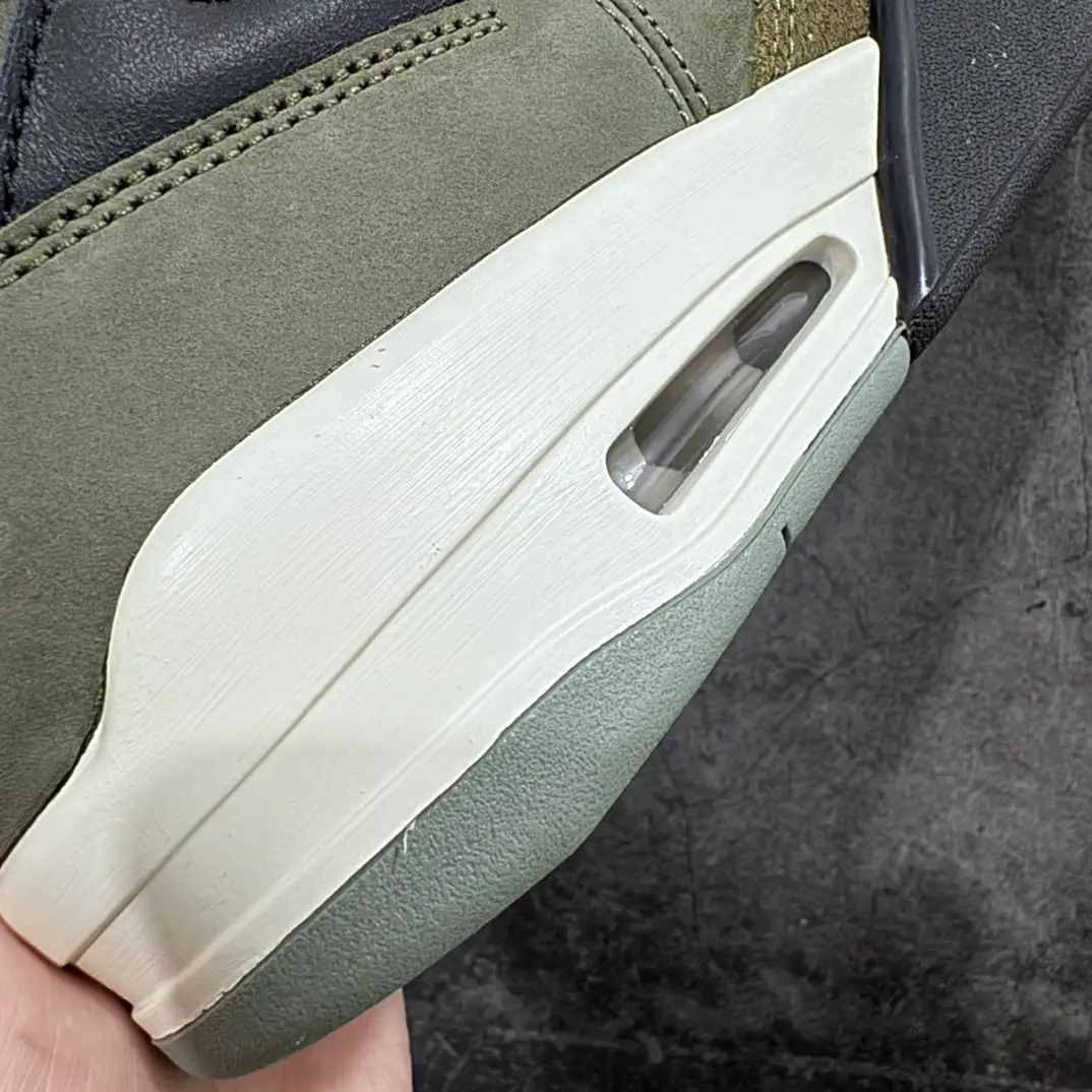 Air Jordan - Image 2
