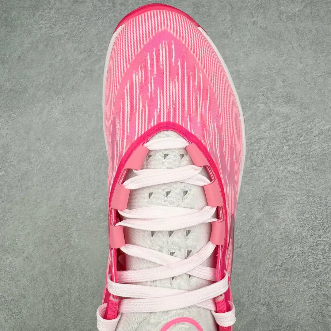 GT Cut Basketball Shoes - Image 4