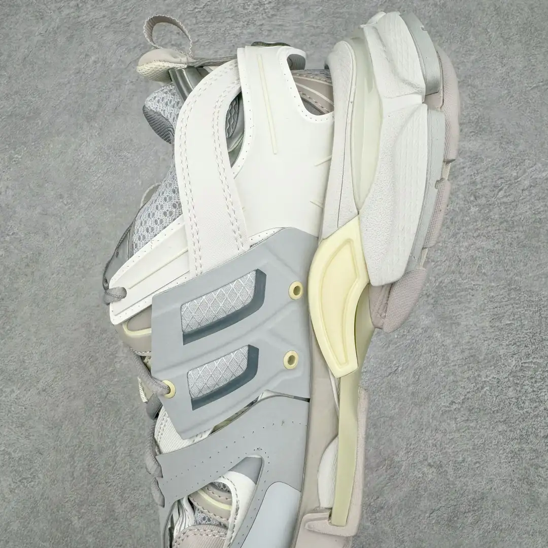 Balenciaga Track Sneakers - Image 7