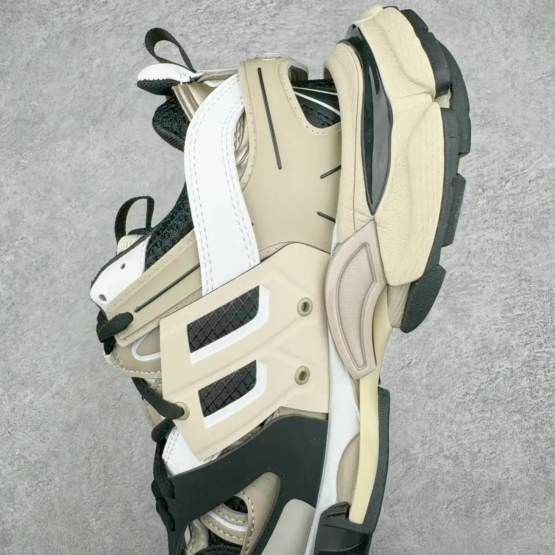 Balenciaga Track Sneakers - Image 5