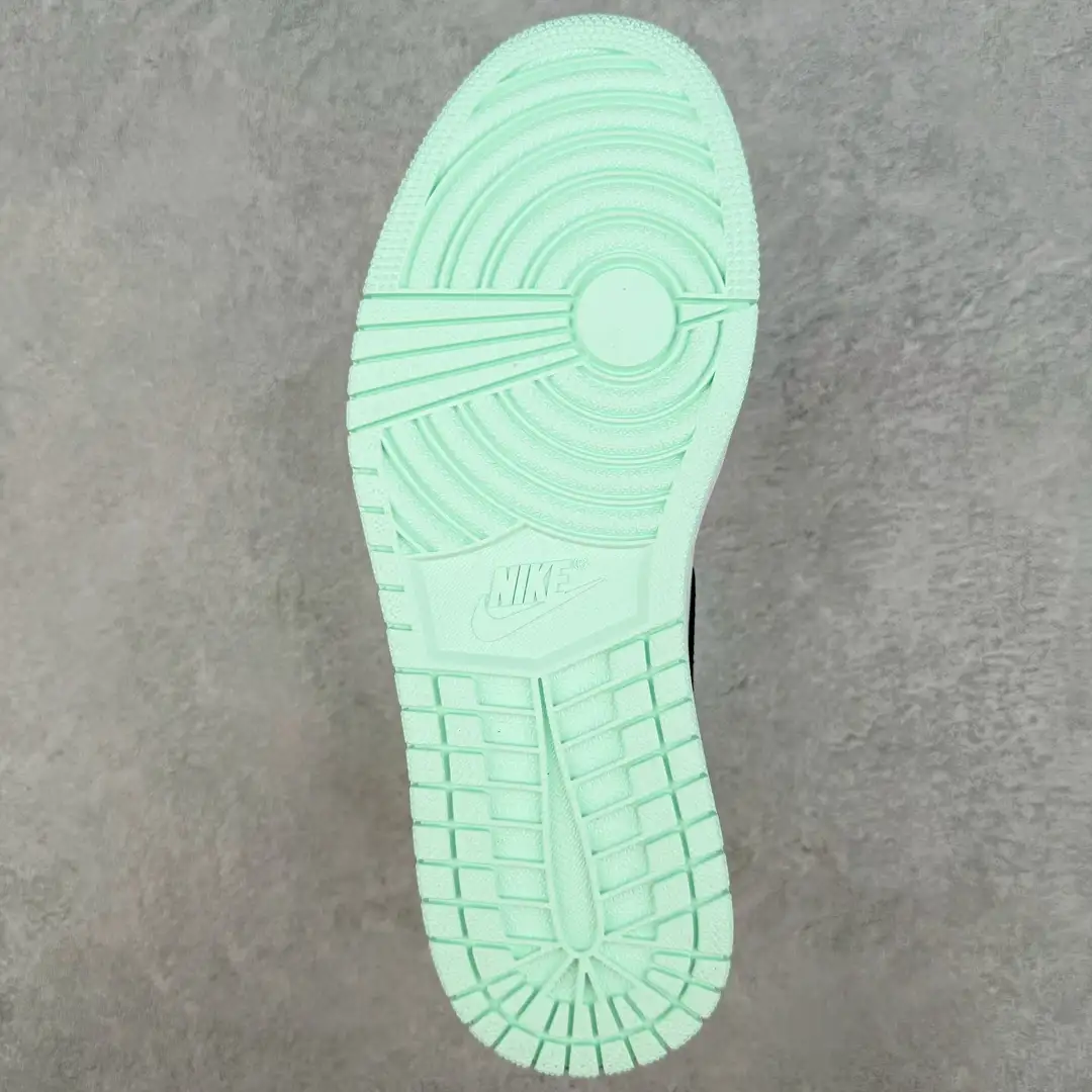 Air Jordan - Image 9
