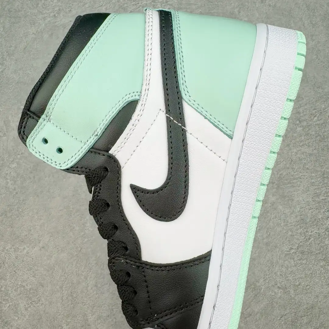 Air Jordan - Image 5