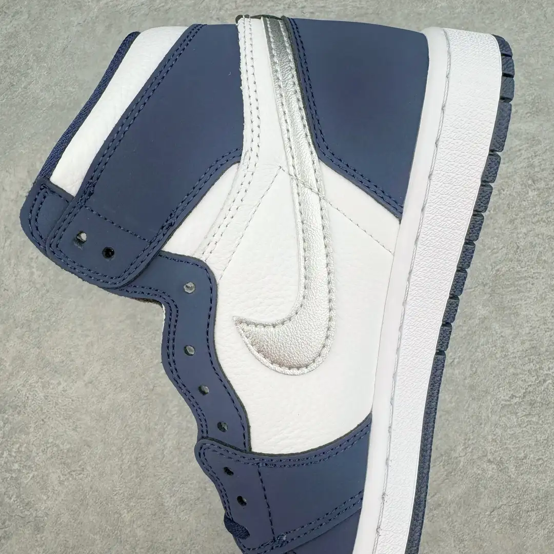 Air Jordan - Image 2