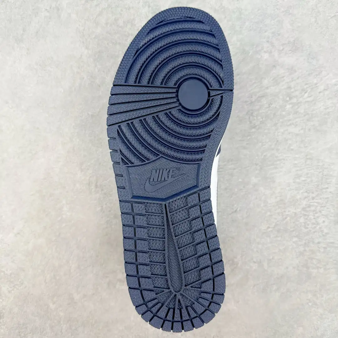 Air Jordan - Image 9