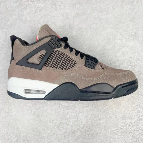 Air Jordan 4