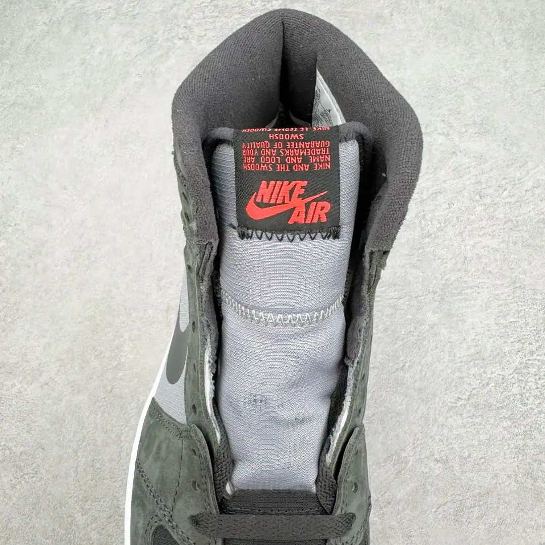 Air Jordan - Image 9