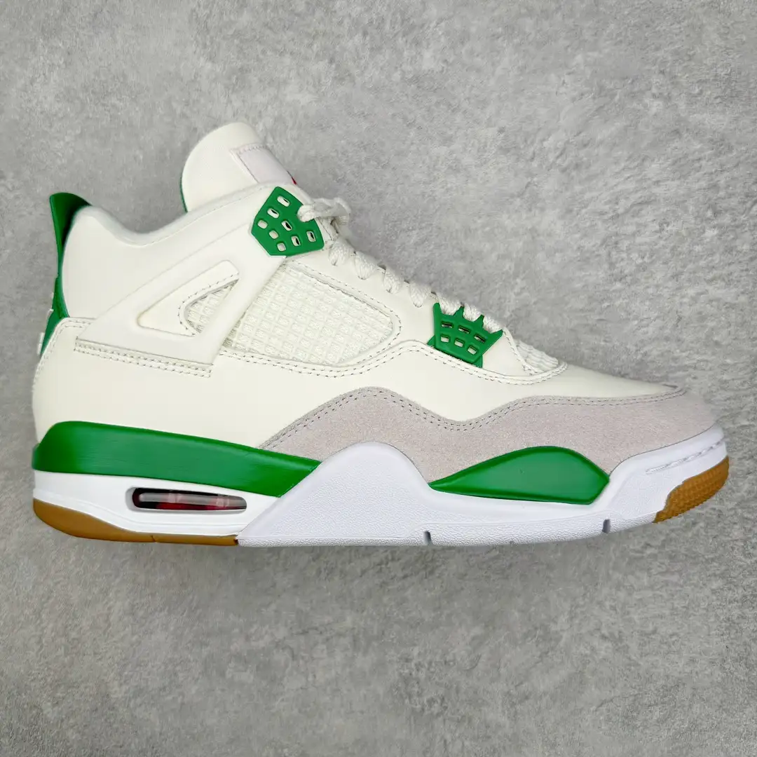 Air Jordan 4 - Image 1