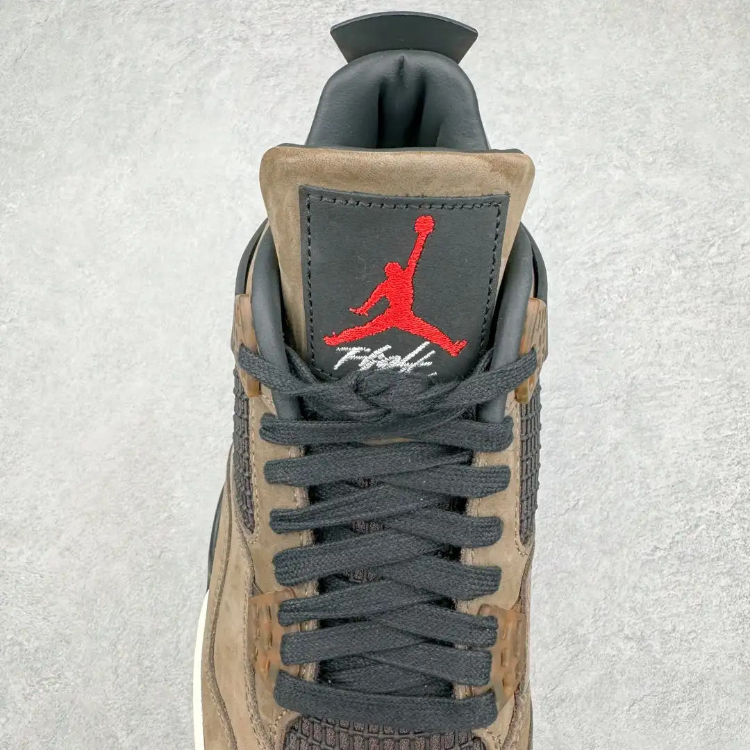 Air Jordan 4 - Image 4