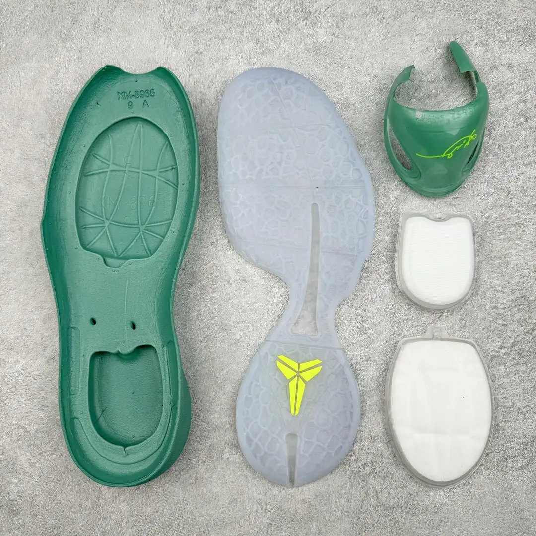 Kobe Basketball Shoes - Image 4