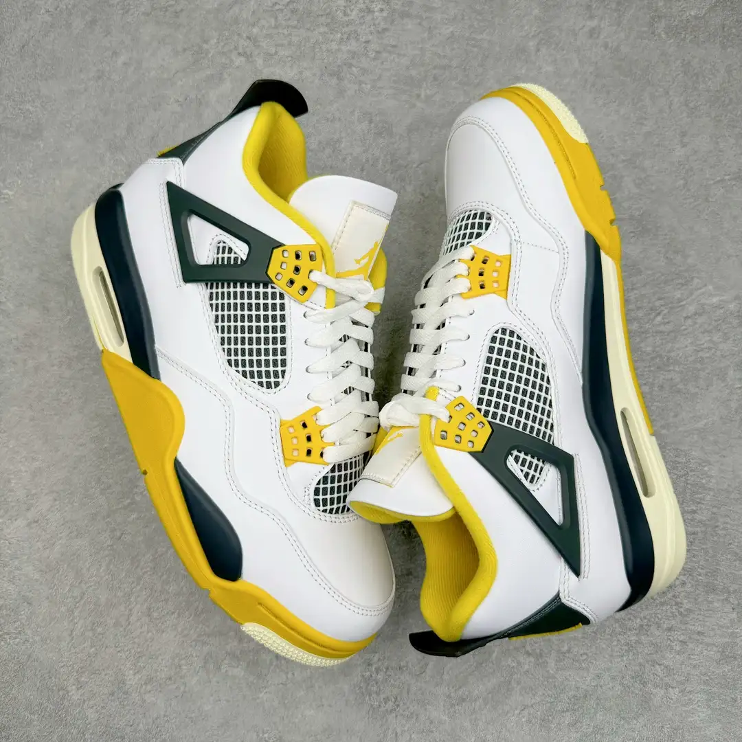 Air Jordan 4 - Image 5