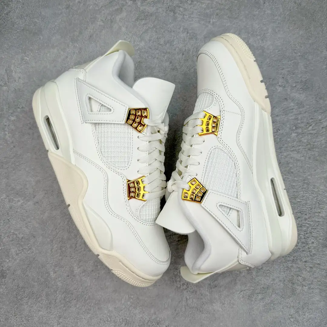 Air Jordan 4 - Image 2