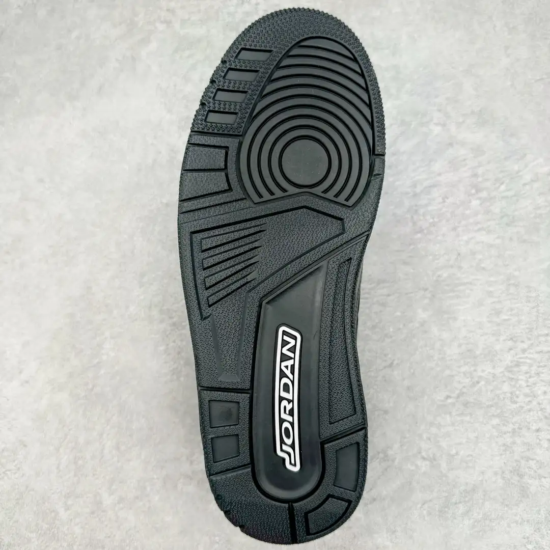 Air Jordan - Image 3