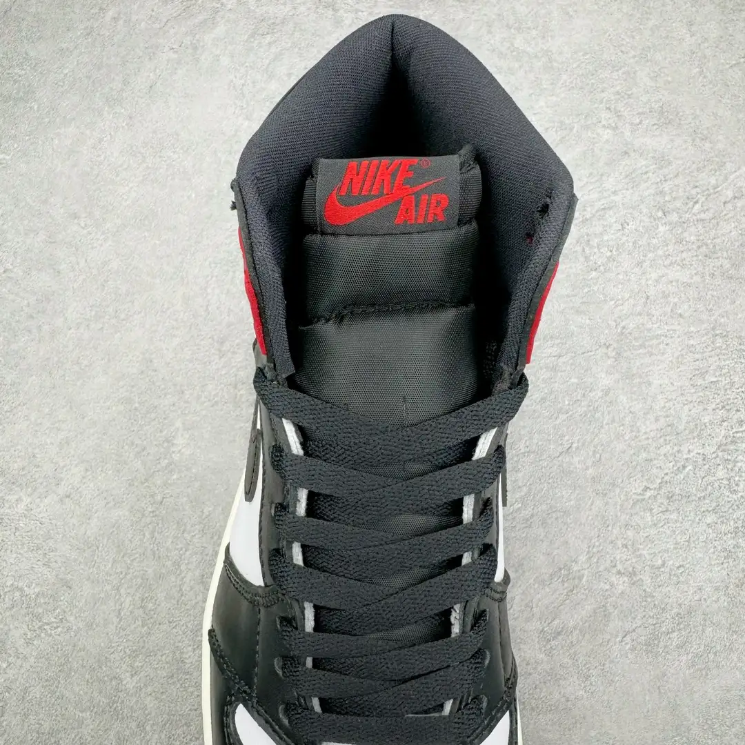 Air Jordan - Image 4