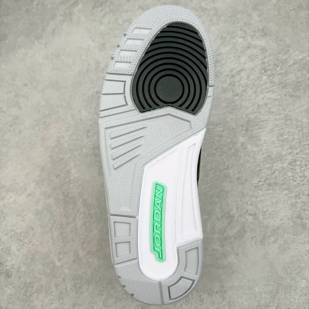 Air Jordan - Image 2