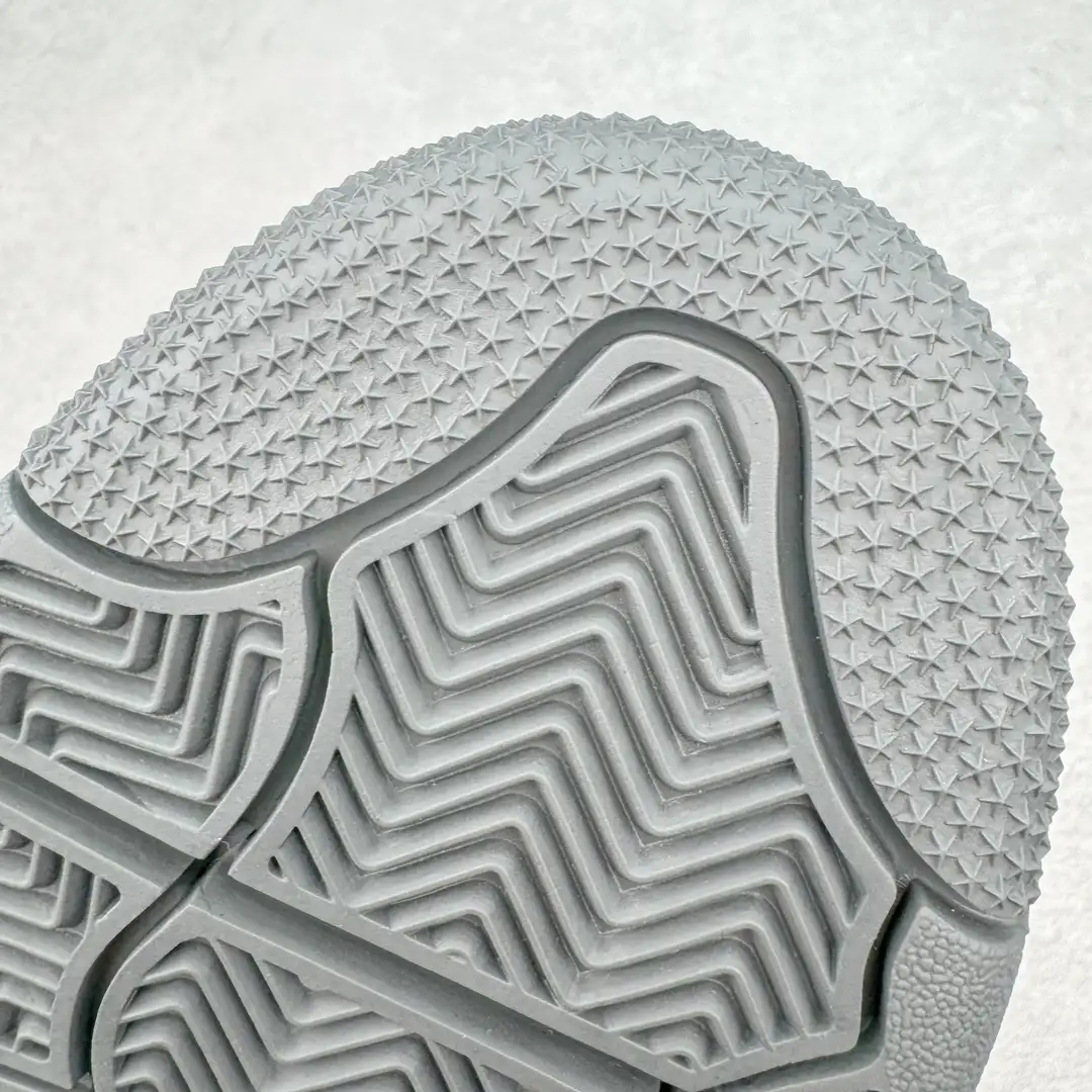 Air Jordan 4 - Image 11
