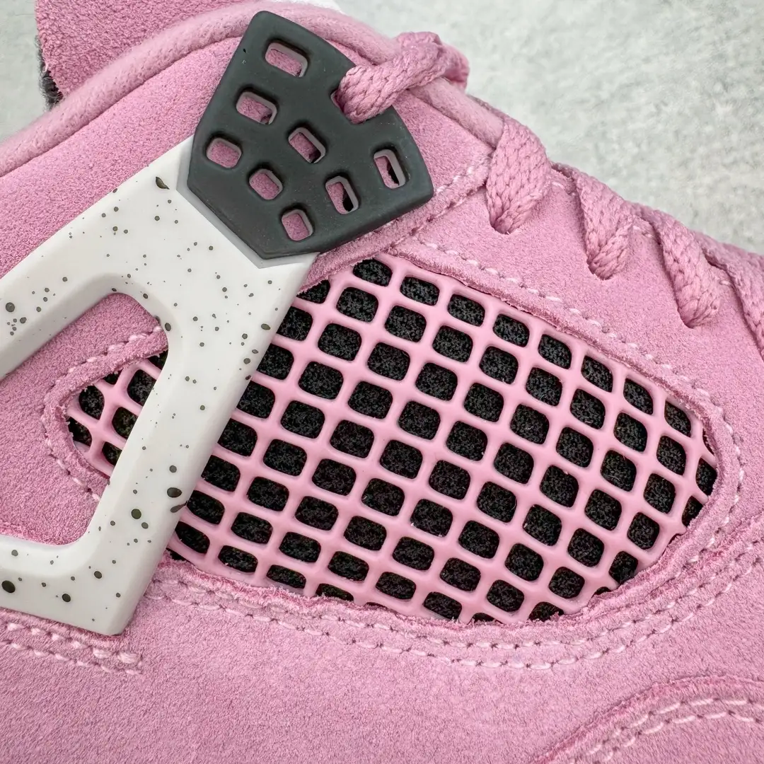 Air Jordan 4 - Image 6