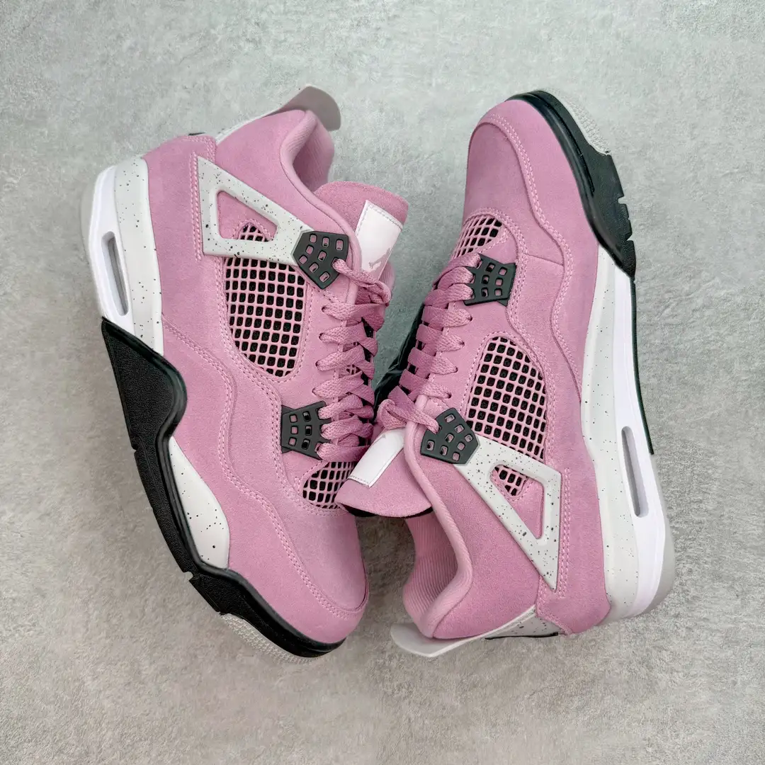 Air Jordan 4 - Image 2