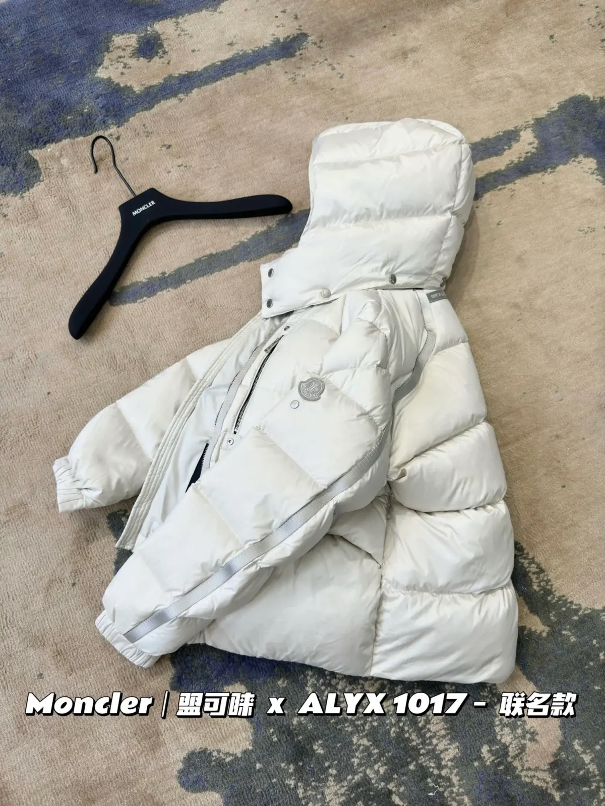 Moncler Down Jacket - Image 4