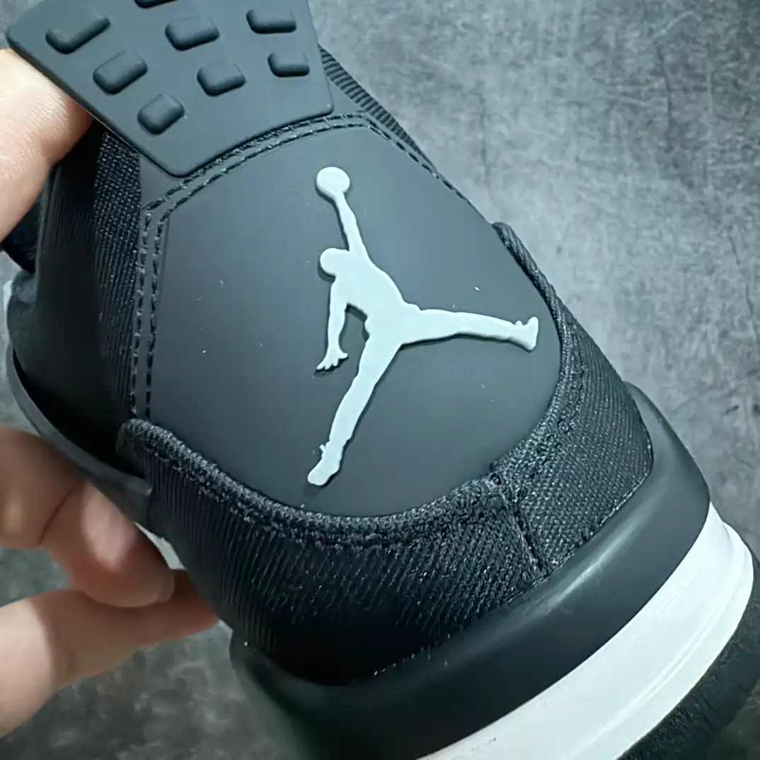 Air Jordan - Image 2