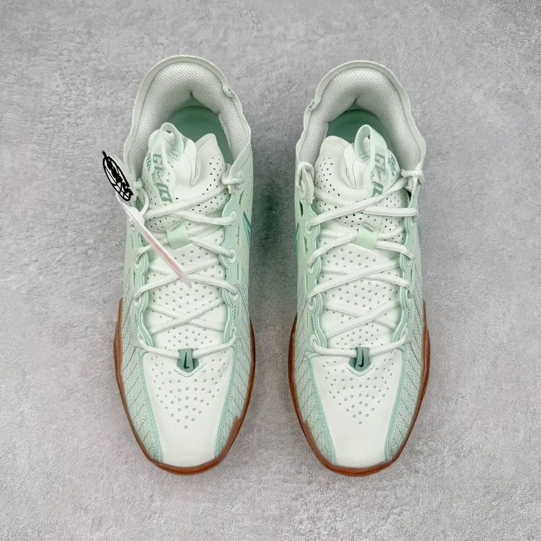 GT Cut Basketball Shoes - Image 3