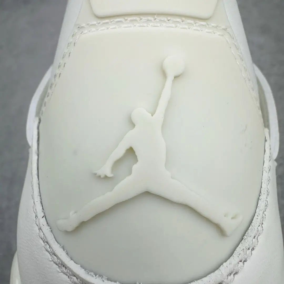 Air Jordan 4 - Image 9