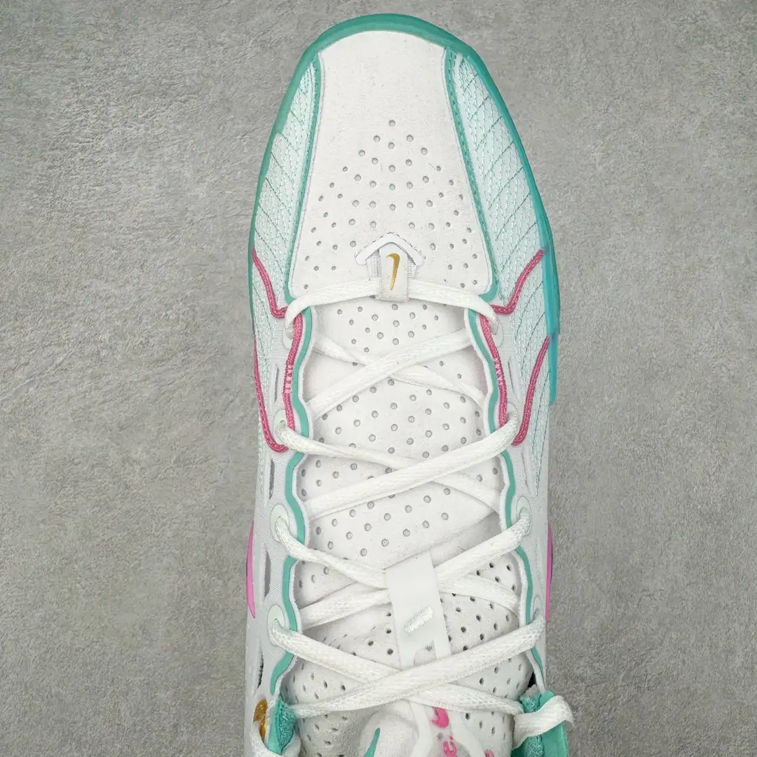 GT Cut Basketball Shoes - Image 9