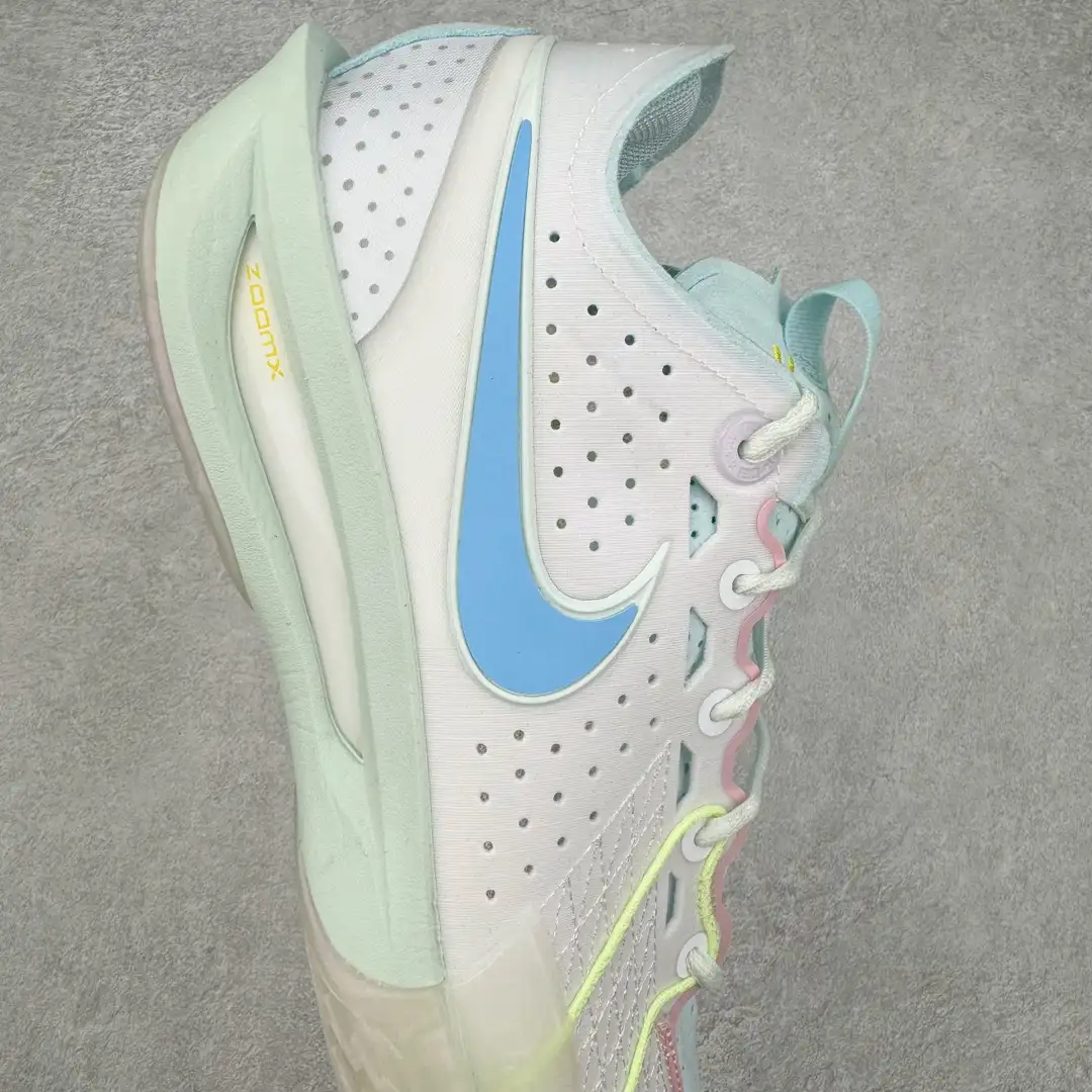 GT Cut Basketball Shoes - Image 11