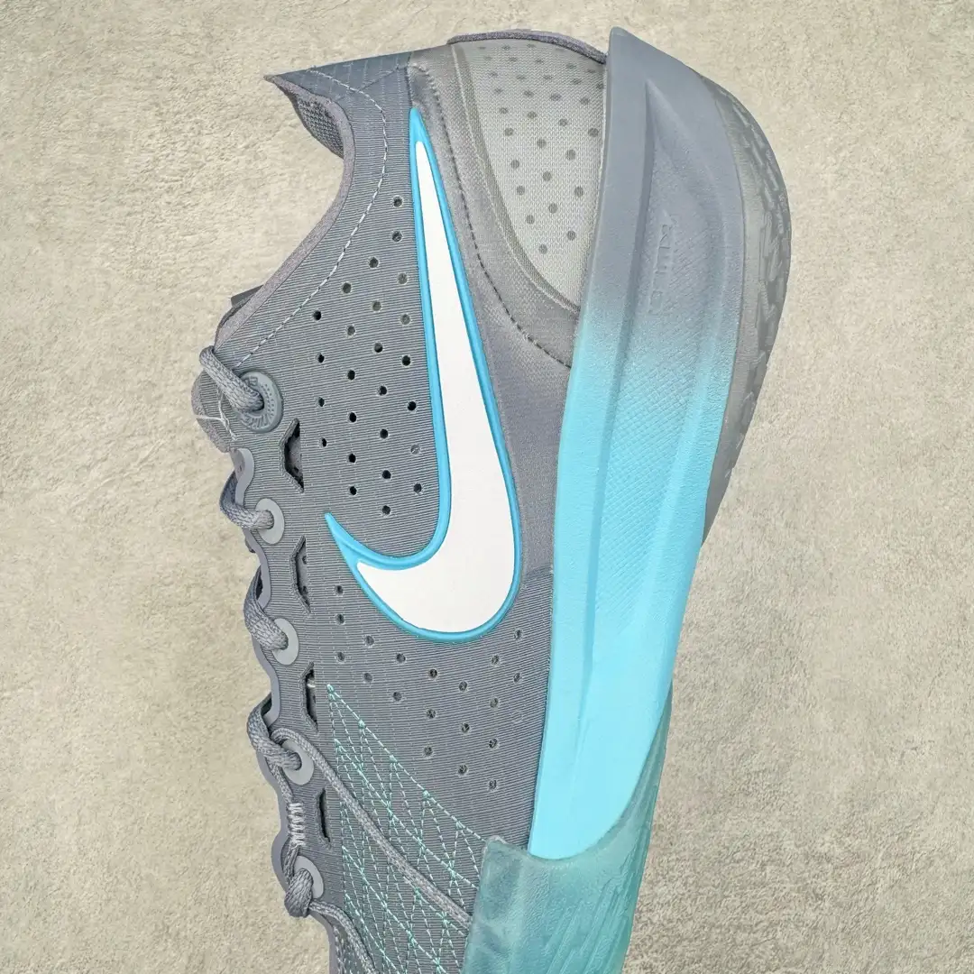 GT Cut Basketball Shoes - Image 2