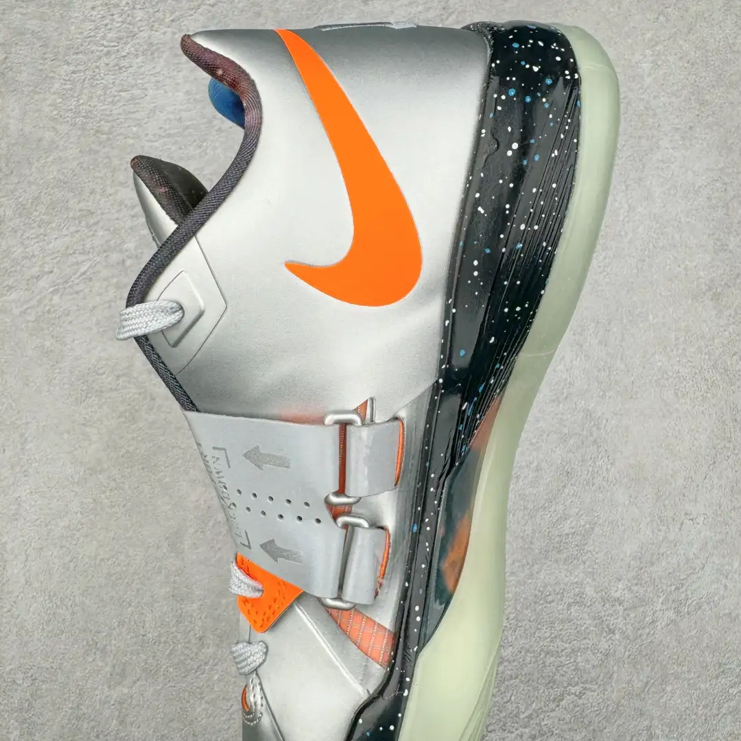 KD 4 Basketball Shoes - Image 11