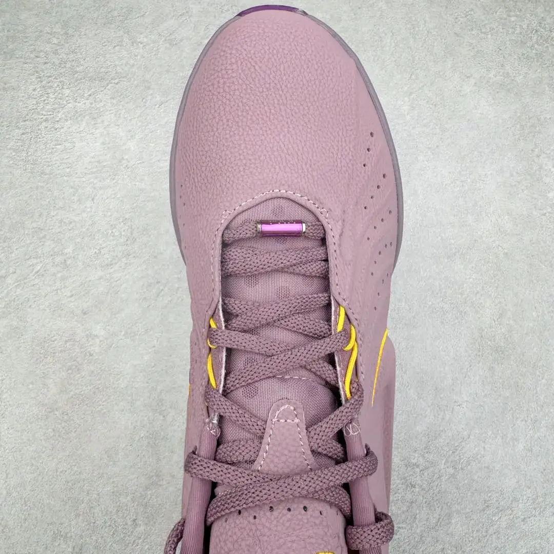 LeBron 21 Basketball Shoes - Image 3