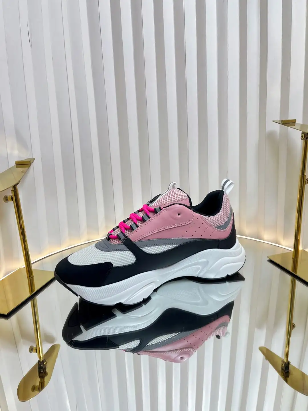 Dior B22 - Image 3