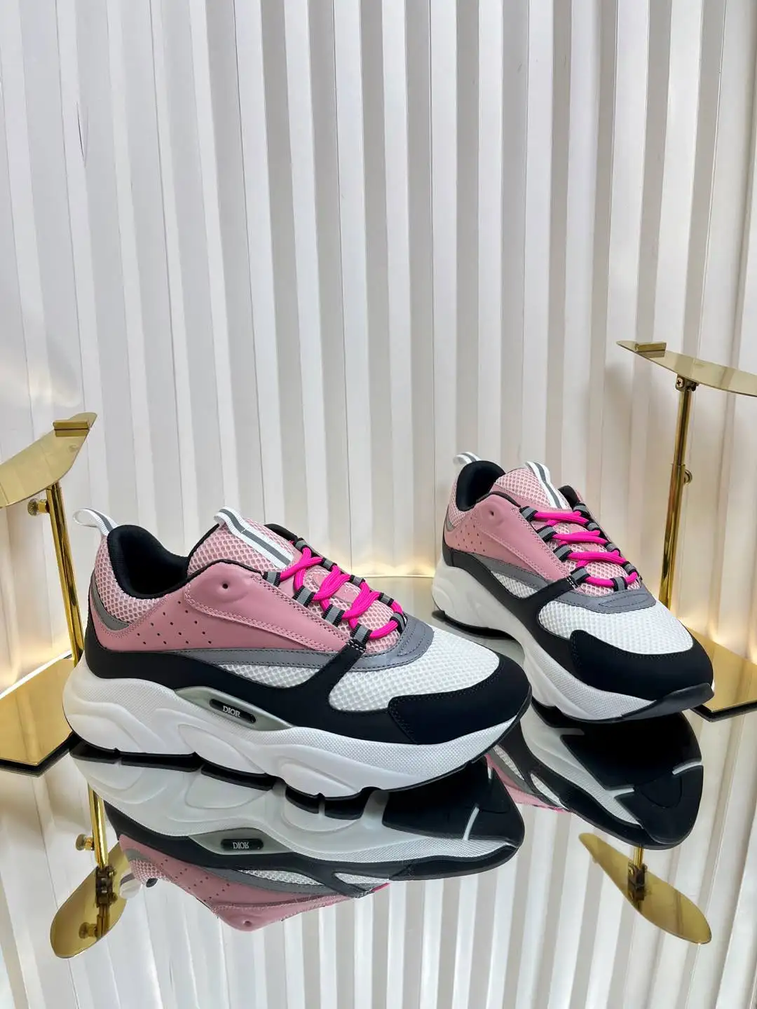 Dior B22 - Image 9