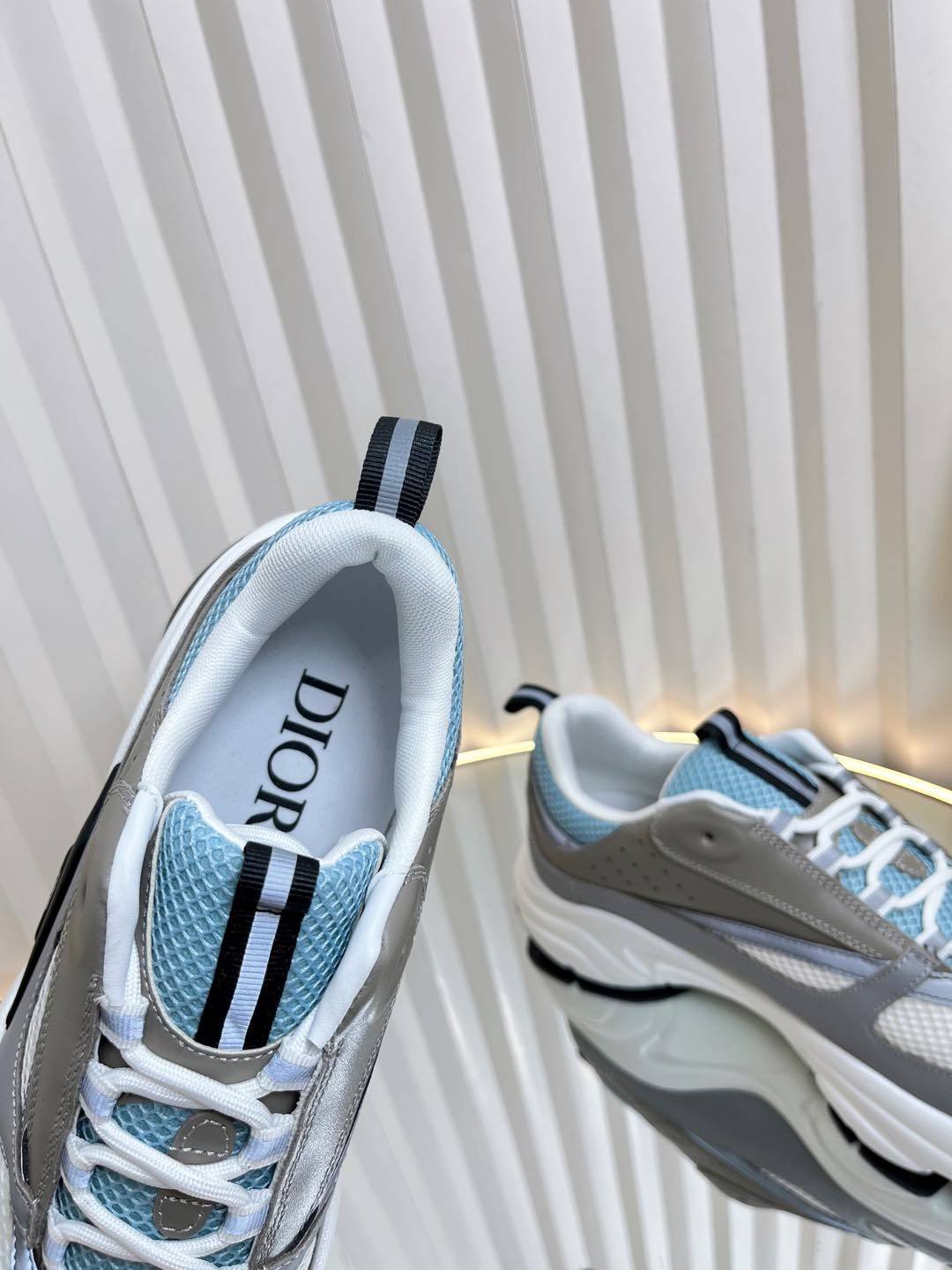 Dior B22 - Image 6
