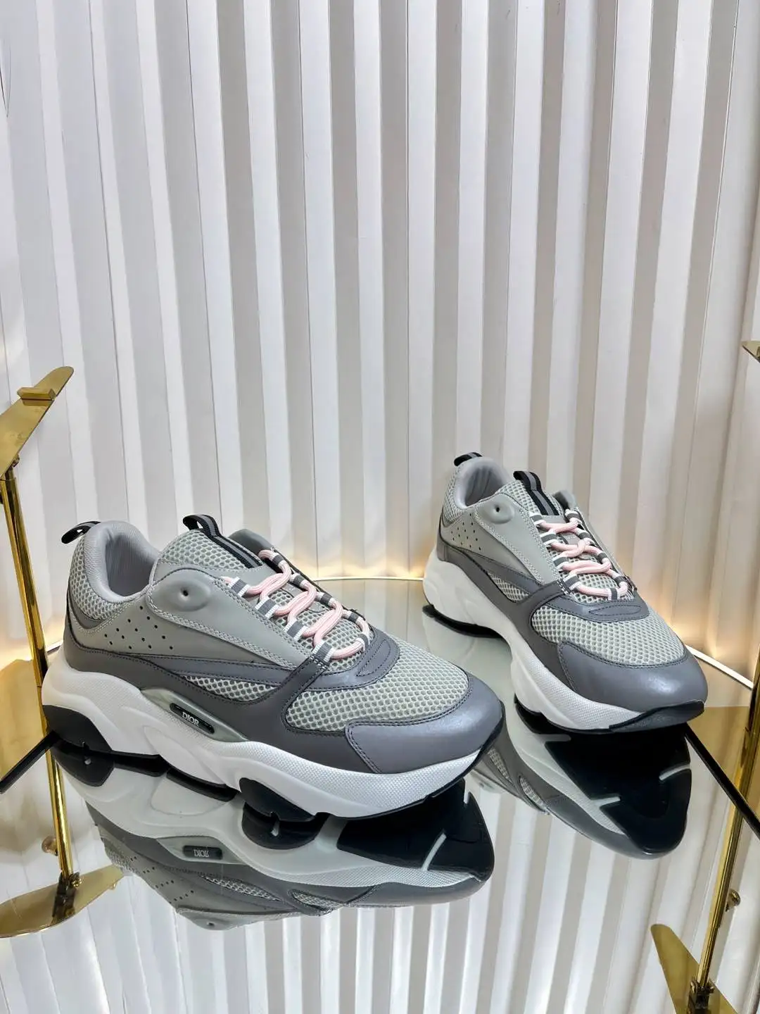 Dior B22 - Image 9
