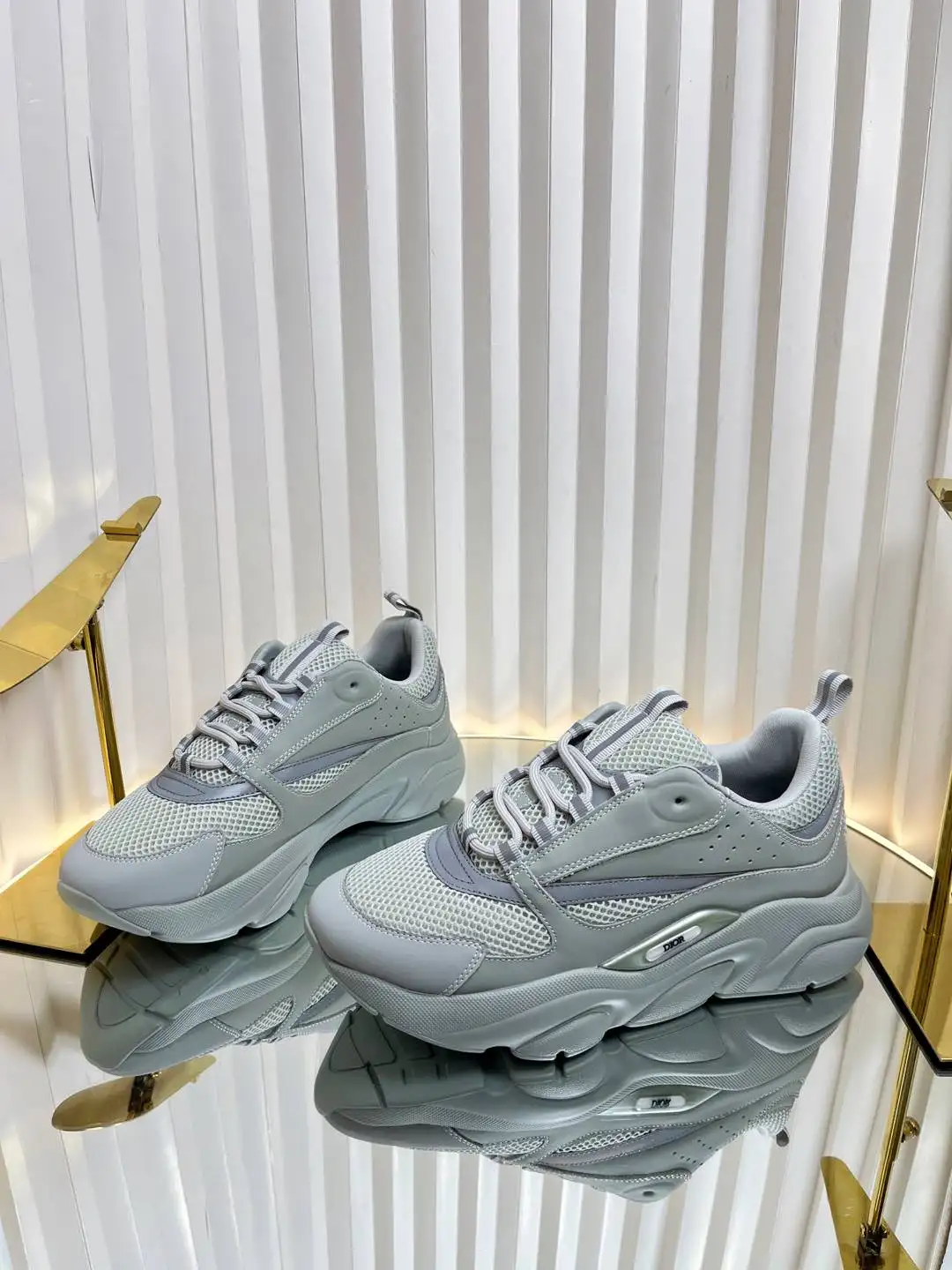 Dior B22 - Image 6