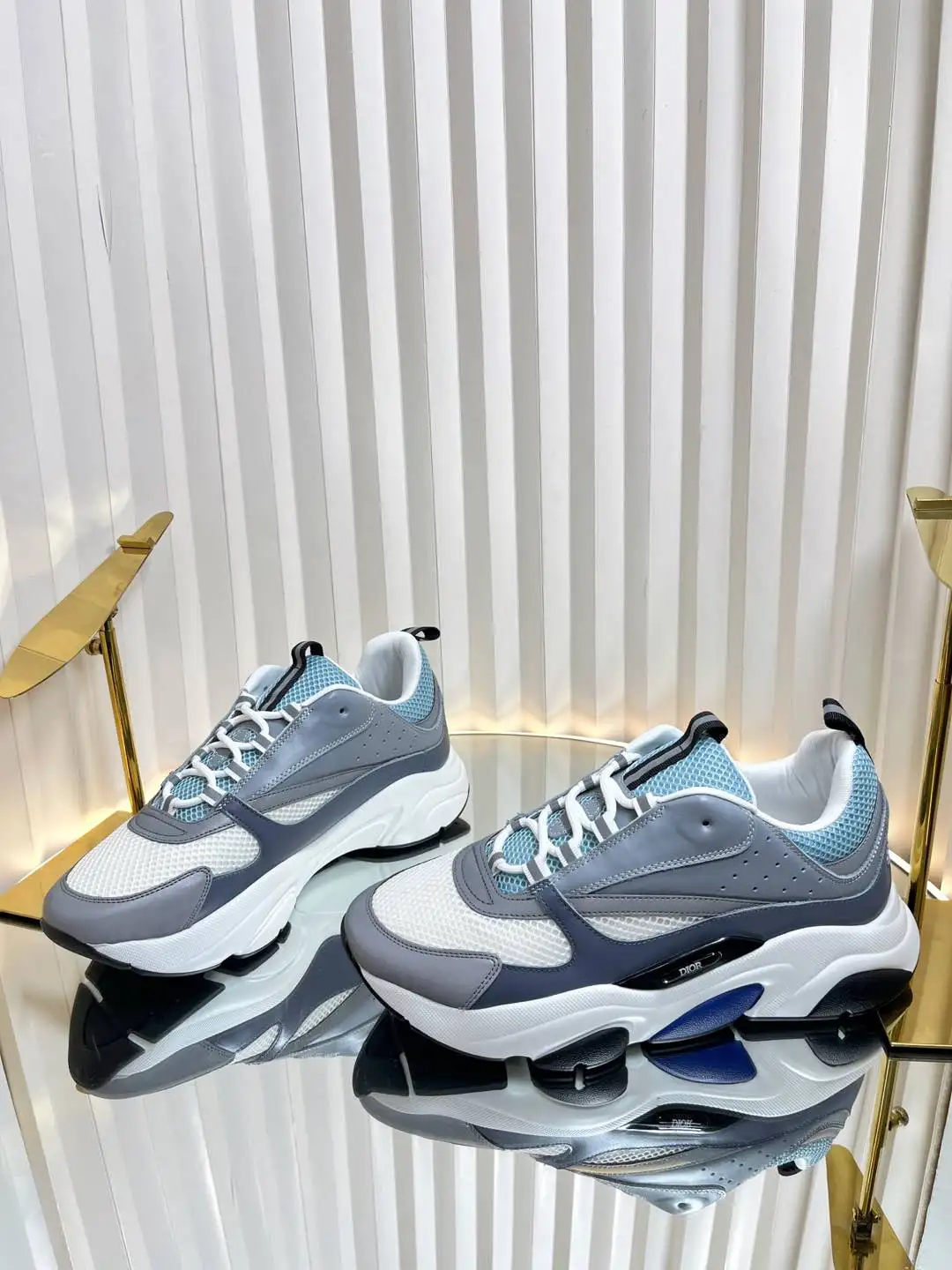 Dior B22 - Image 4
