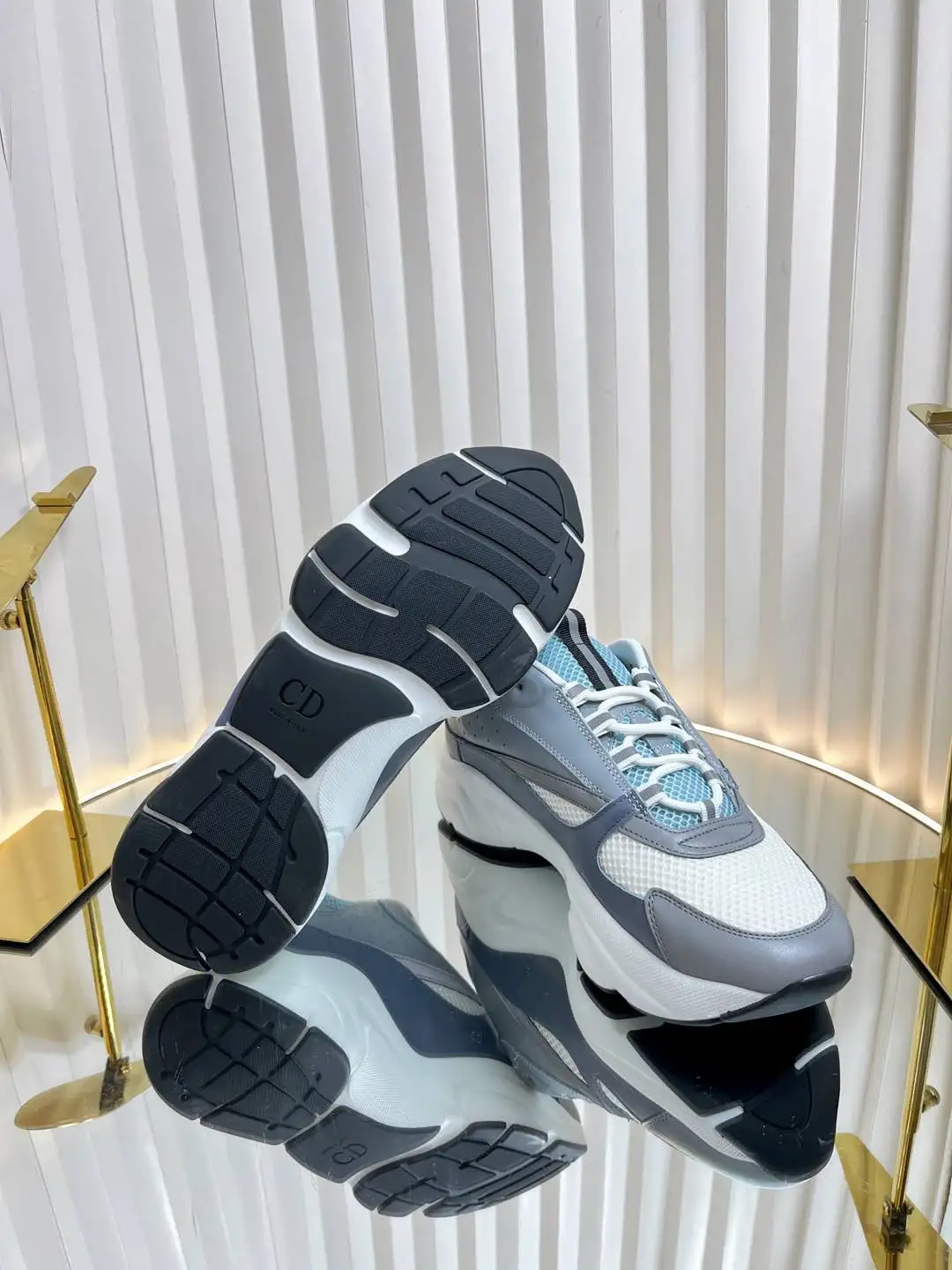 Dior B22 - Image 5