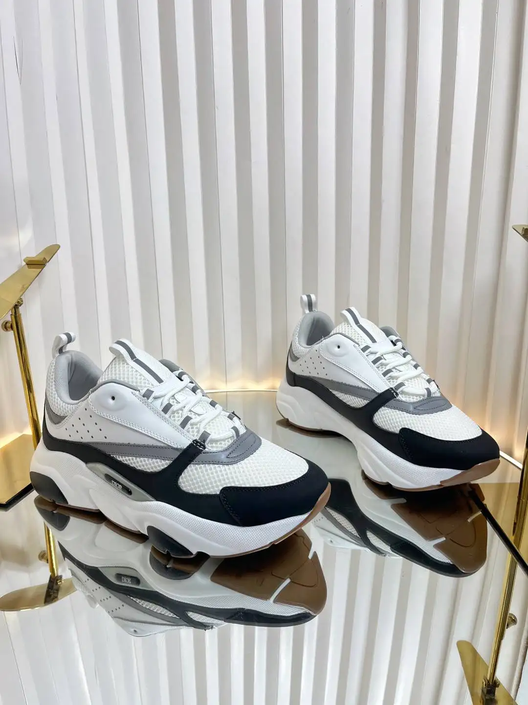 Dior B22 - Image 5