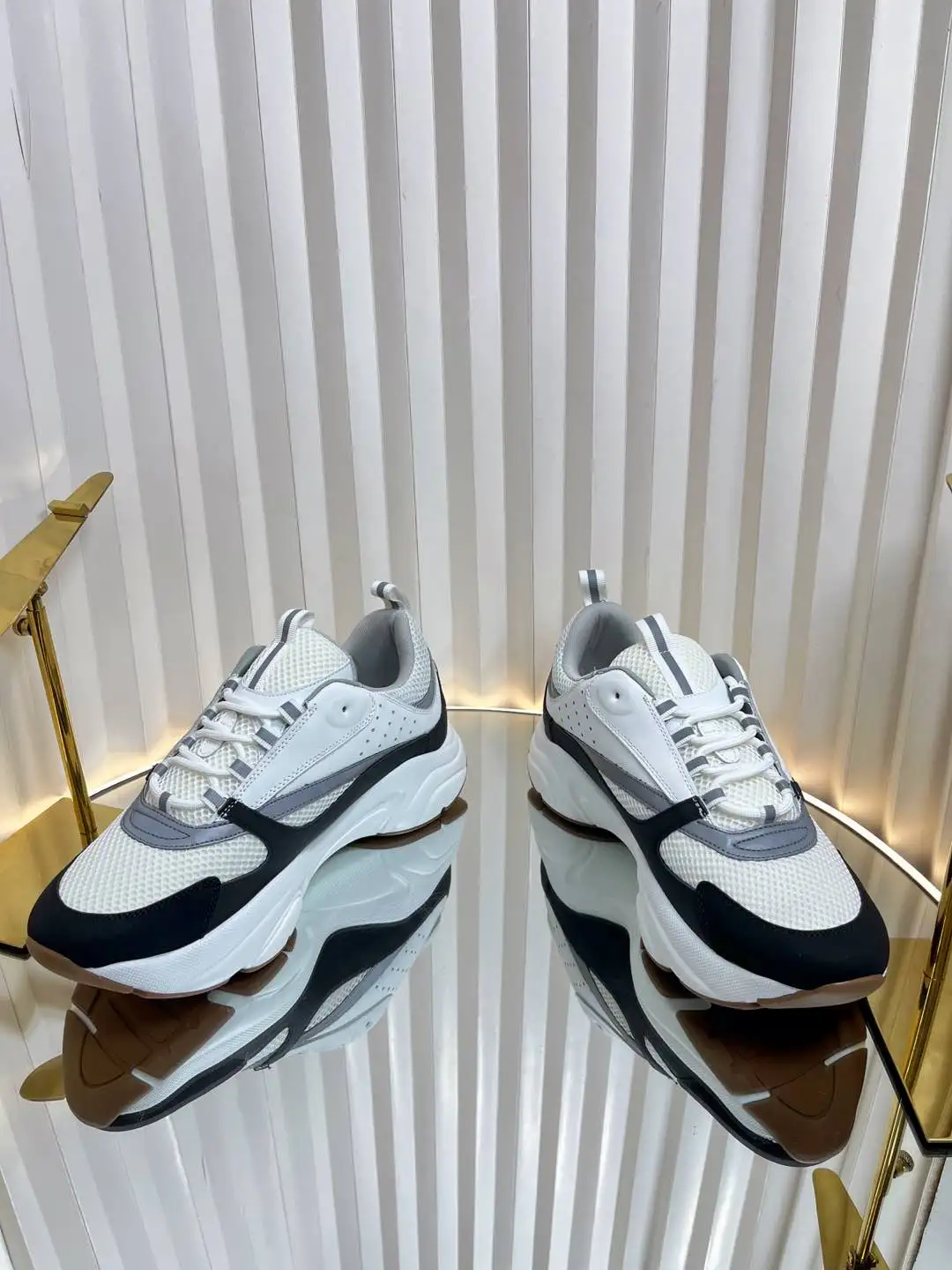 Dior B22 - Image 7