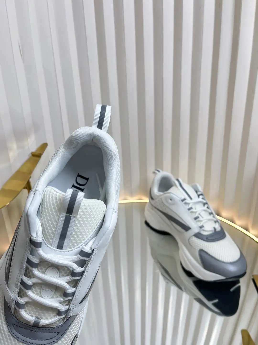 Dior B22 - Image 3