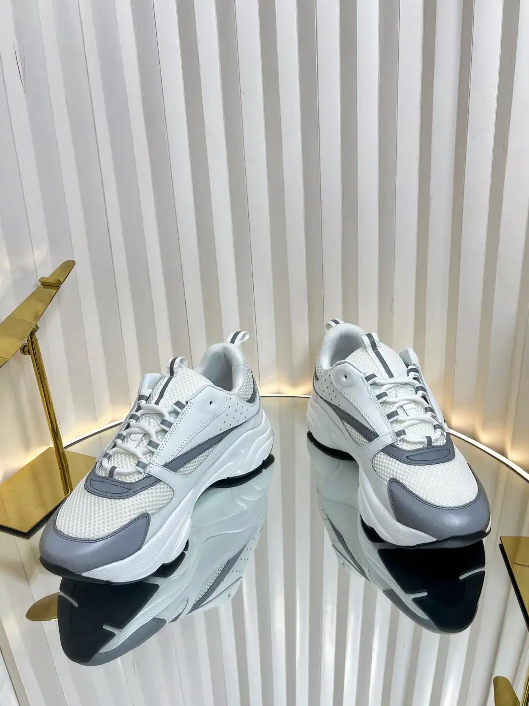 Dior B22 - Image 7