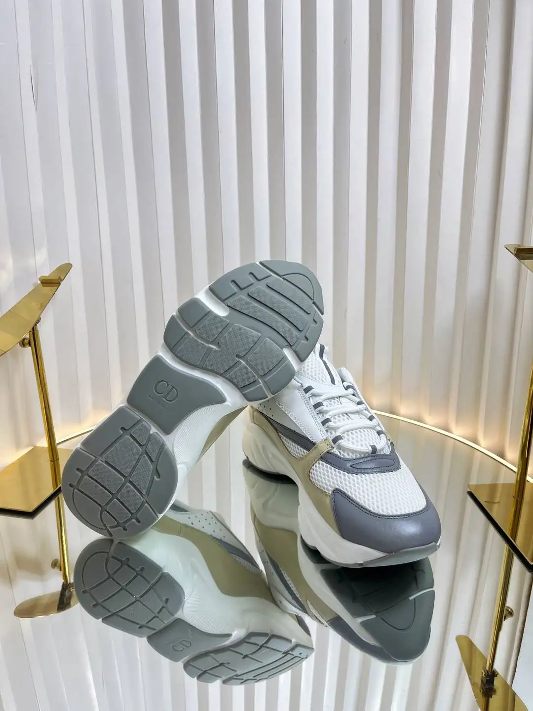 Dior B22 - Image 7