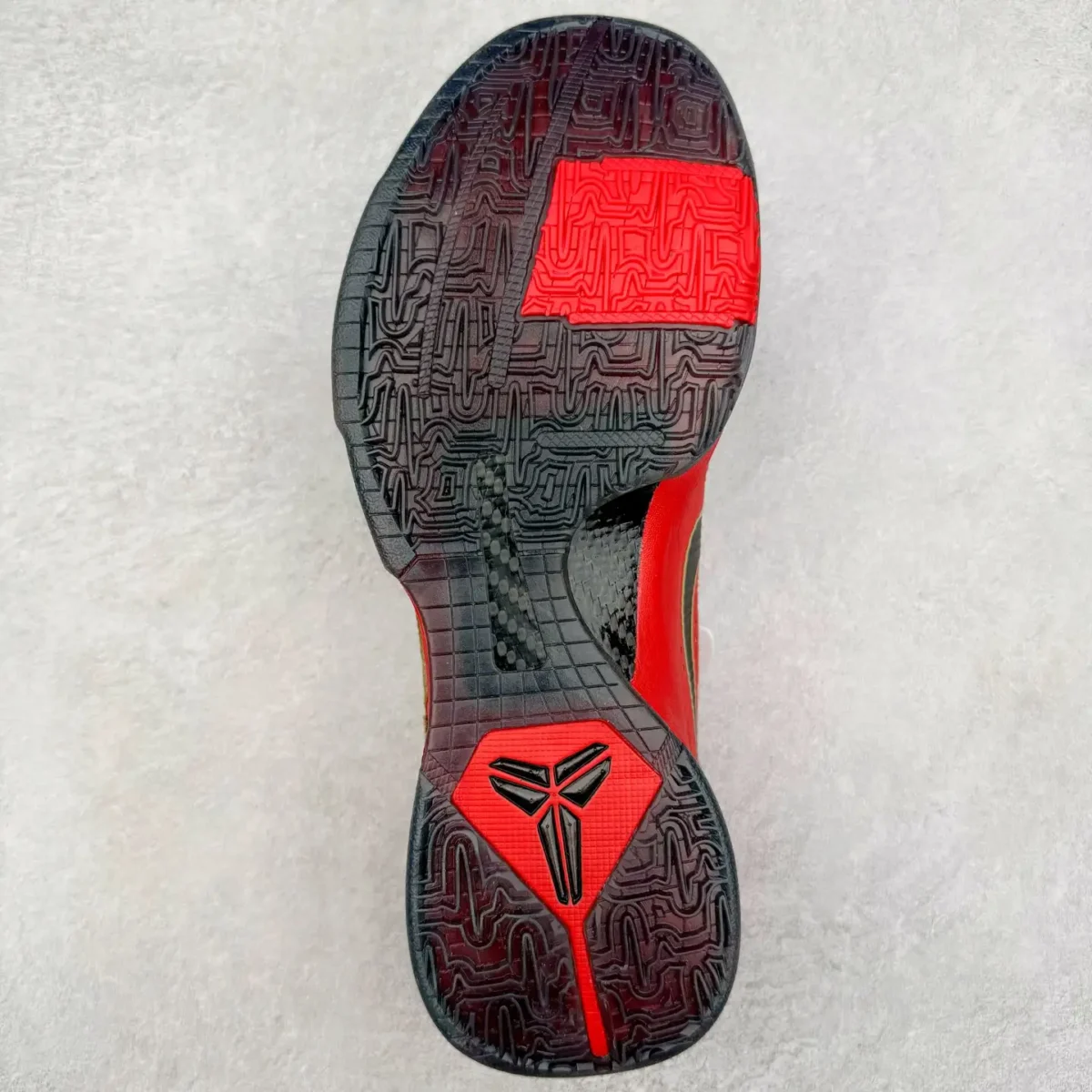 Kobe 5 Basketball Shoes - Image 11