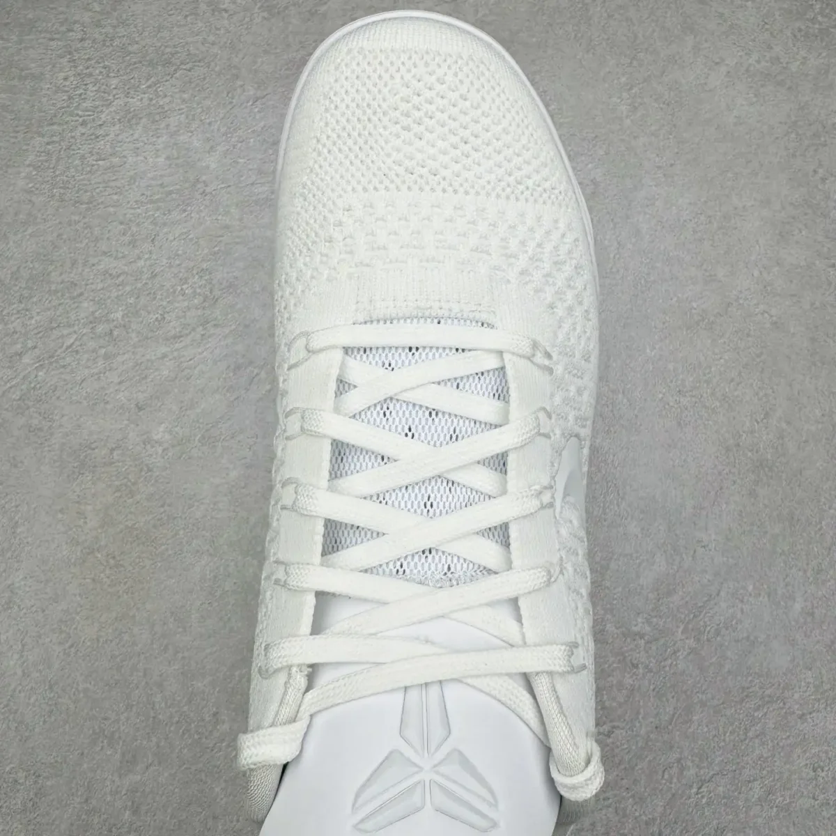 Kobe 9 Basketball Shoes - Image 4