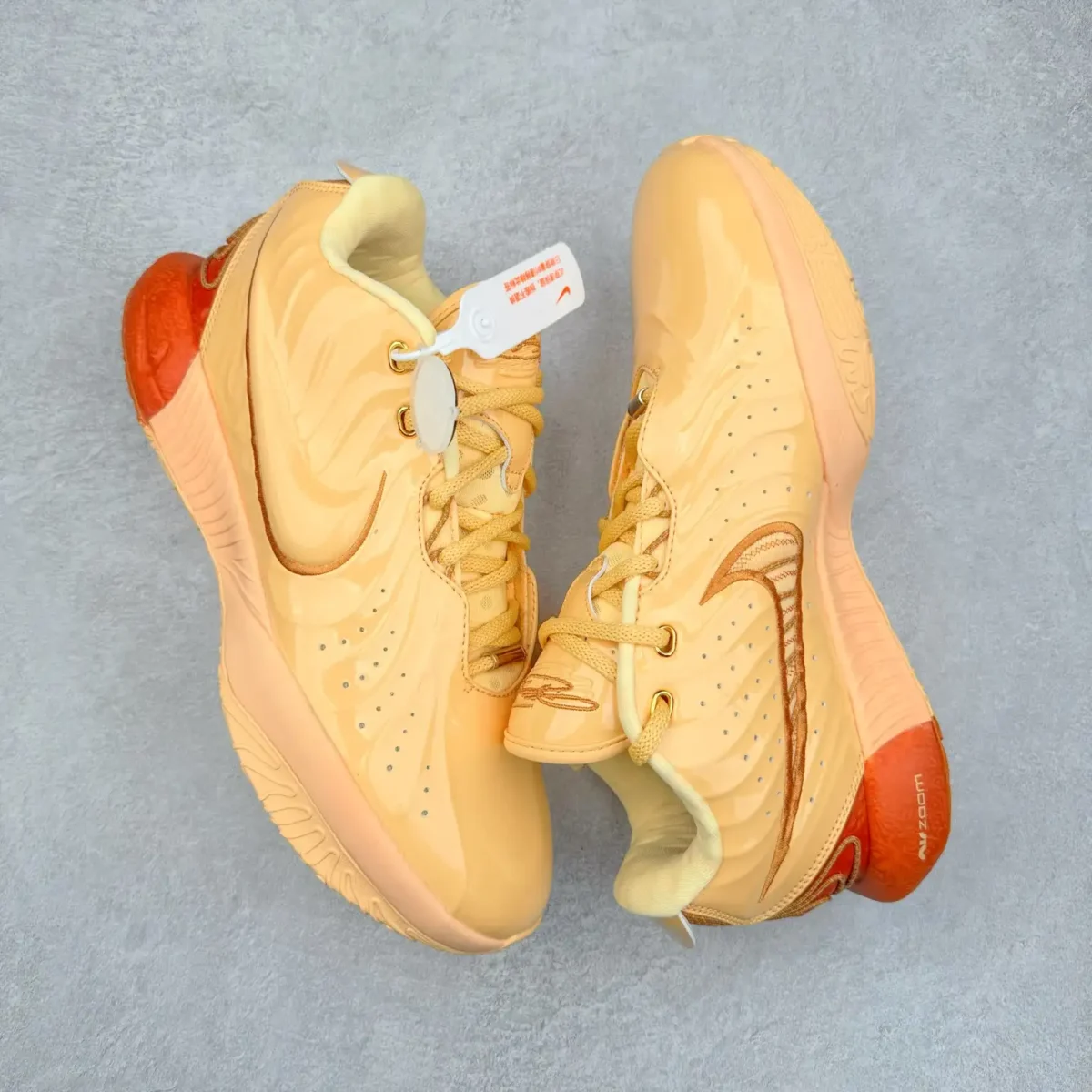 LeBron 21 Basketball Shoes - Image 3
